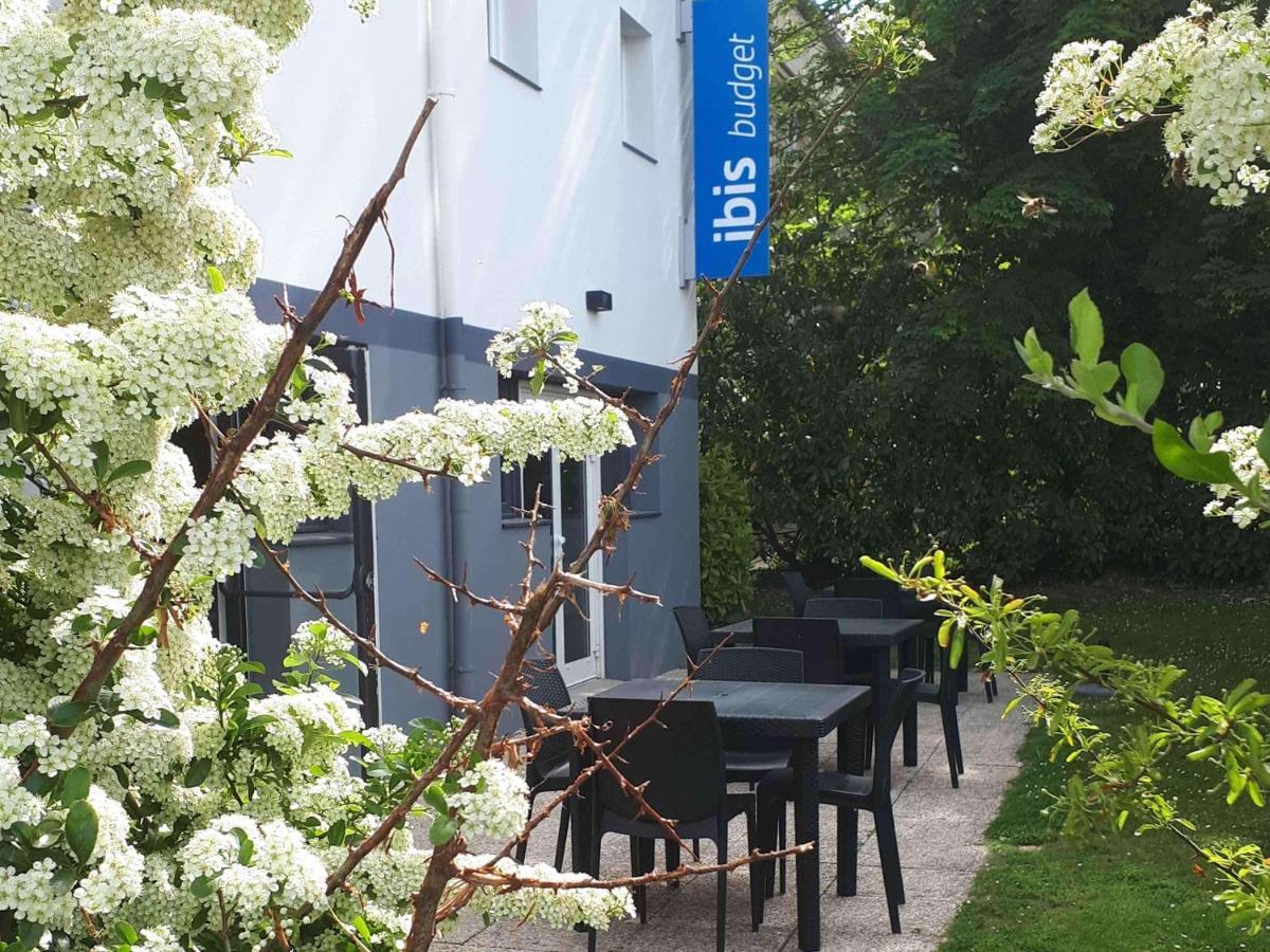 Ibis Budget Versailles Château Saint Cyr Eksteriør billede